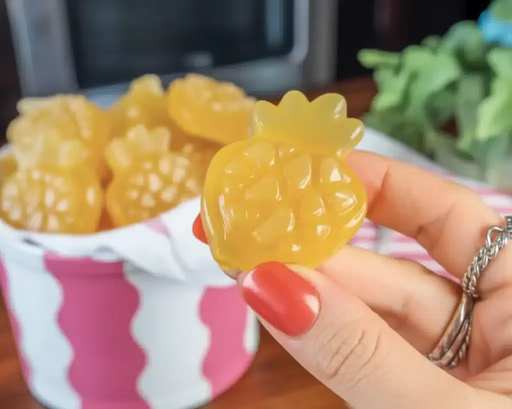 Homemade Apple Cider Vinegar Gelatin Gummies recipe with natural ingredients.